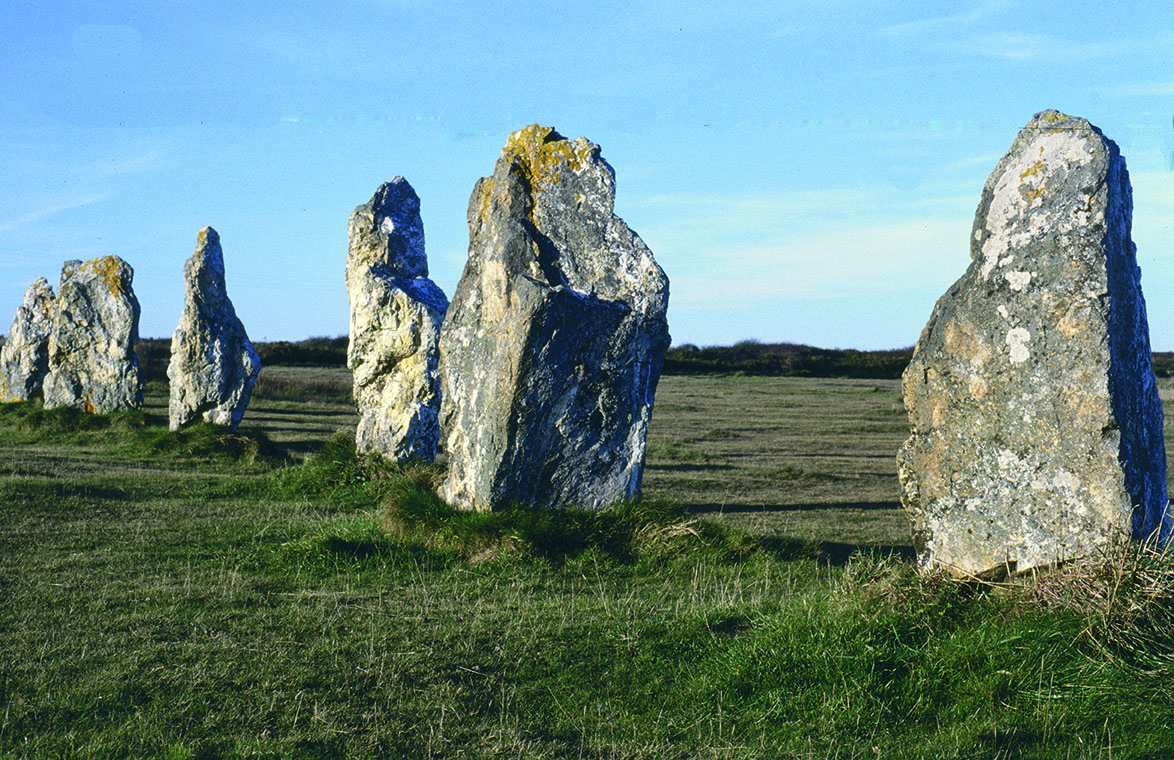 Un alignement de pierres dressées de Lagatjar à Camaret-sur-Mer (Finistère)