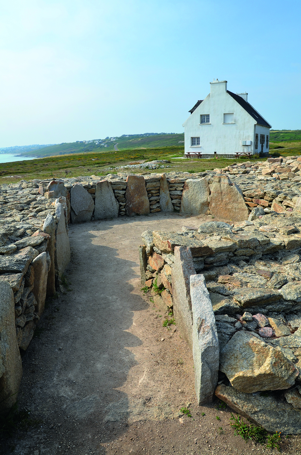 Un couloir du Souc'h dans son état final à Plouhinec (Finistère)