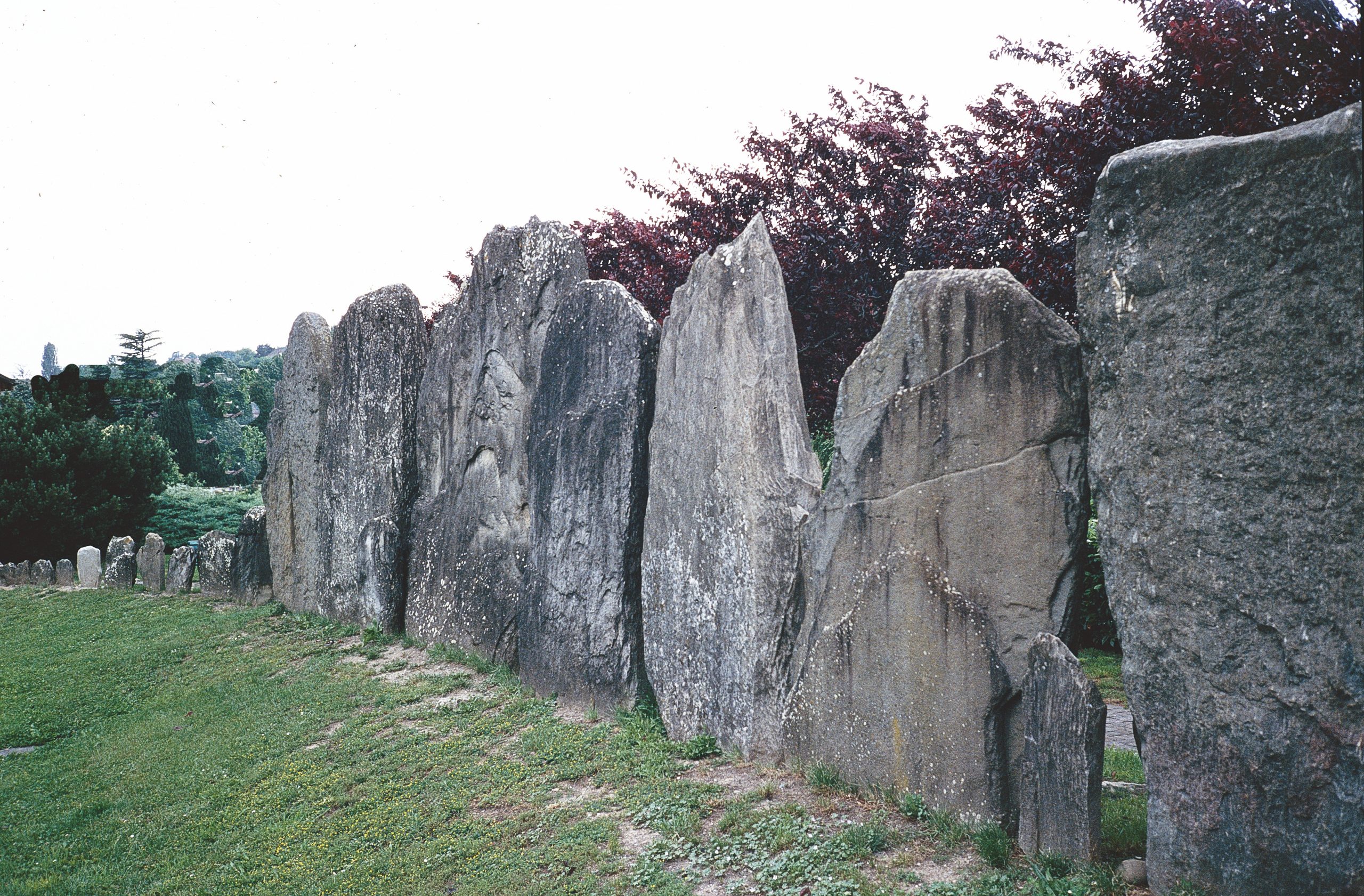 Reconstruction de l'alignement de Lutry, dans le canton de Vaud (Suisse)